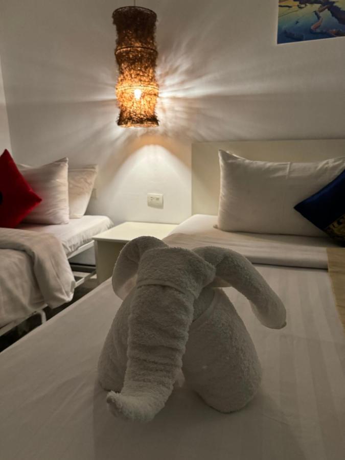Istanbul Boutique Hotel Patong Exterior foto