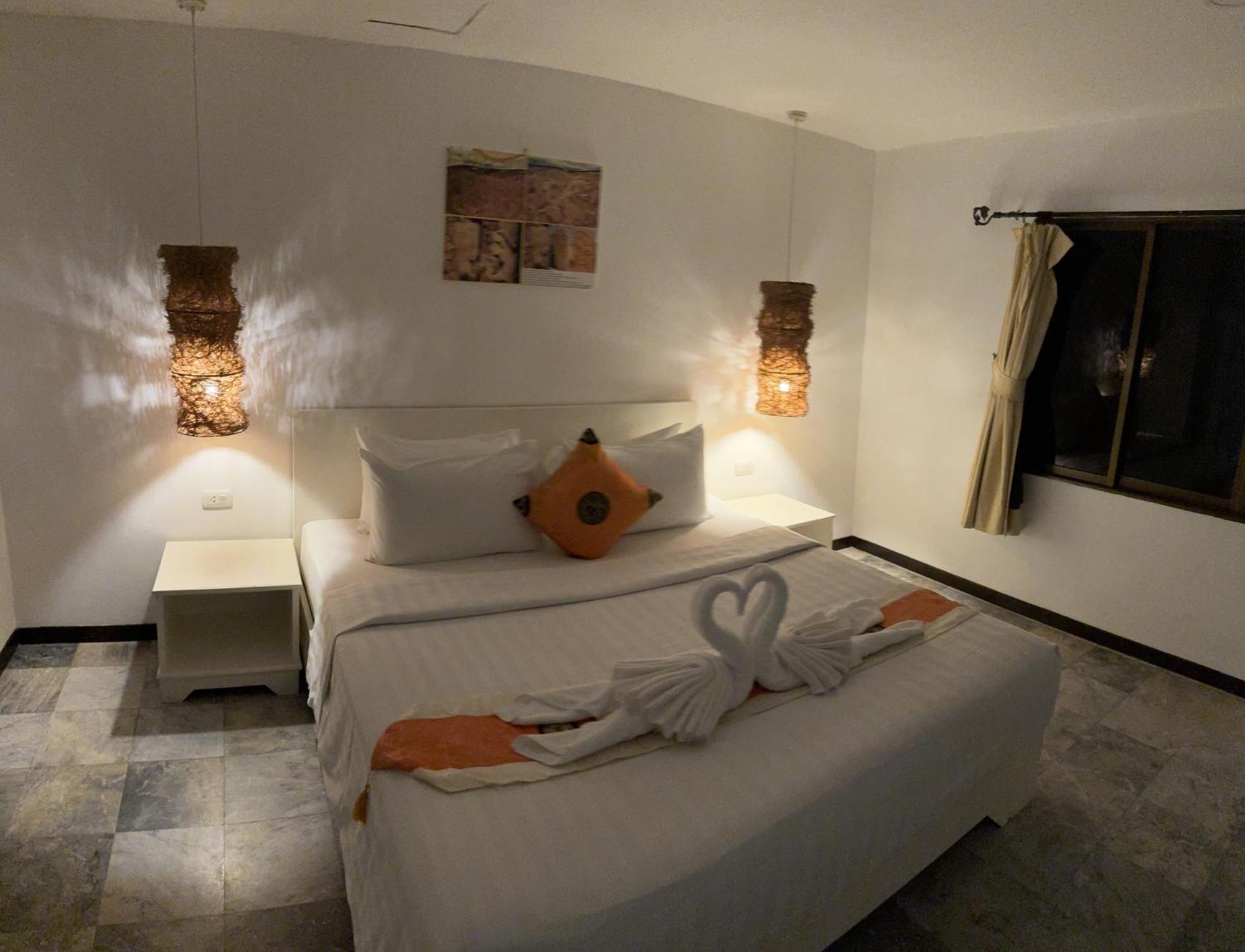 Istanbul Boutique Hotel Patong Exterior foto